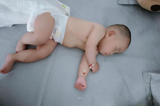 白山宝宝奶量标准